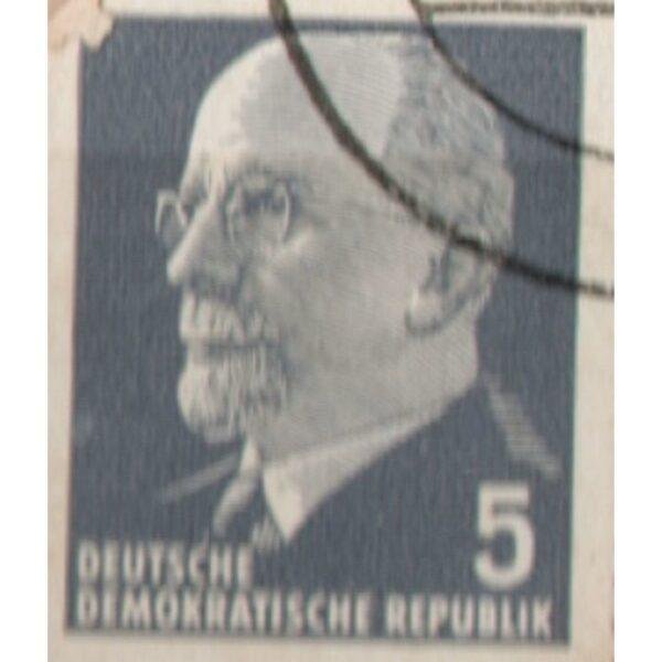 5 Deutsche Demokratische Republik Used Stamp (Grey)